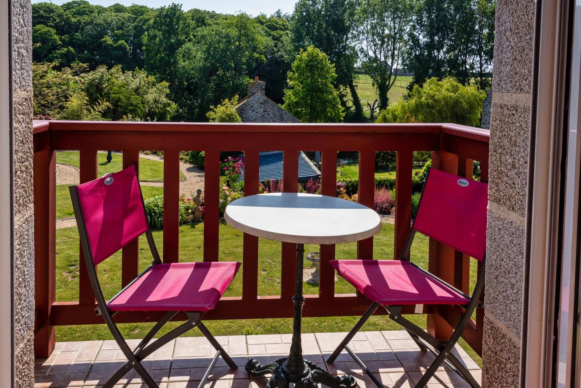 Hostellerie De La Motte Jean Сен-Кулом Екстериор снимка
