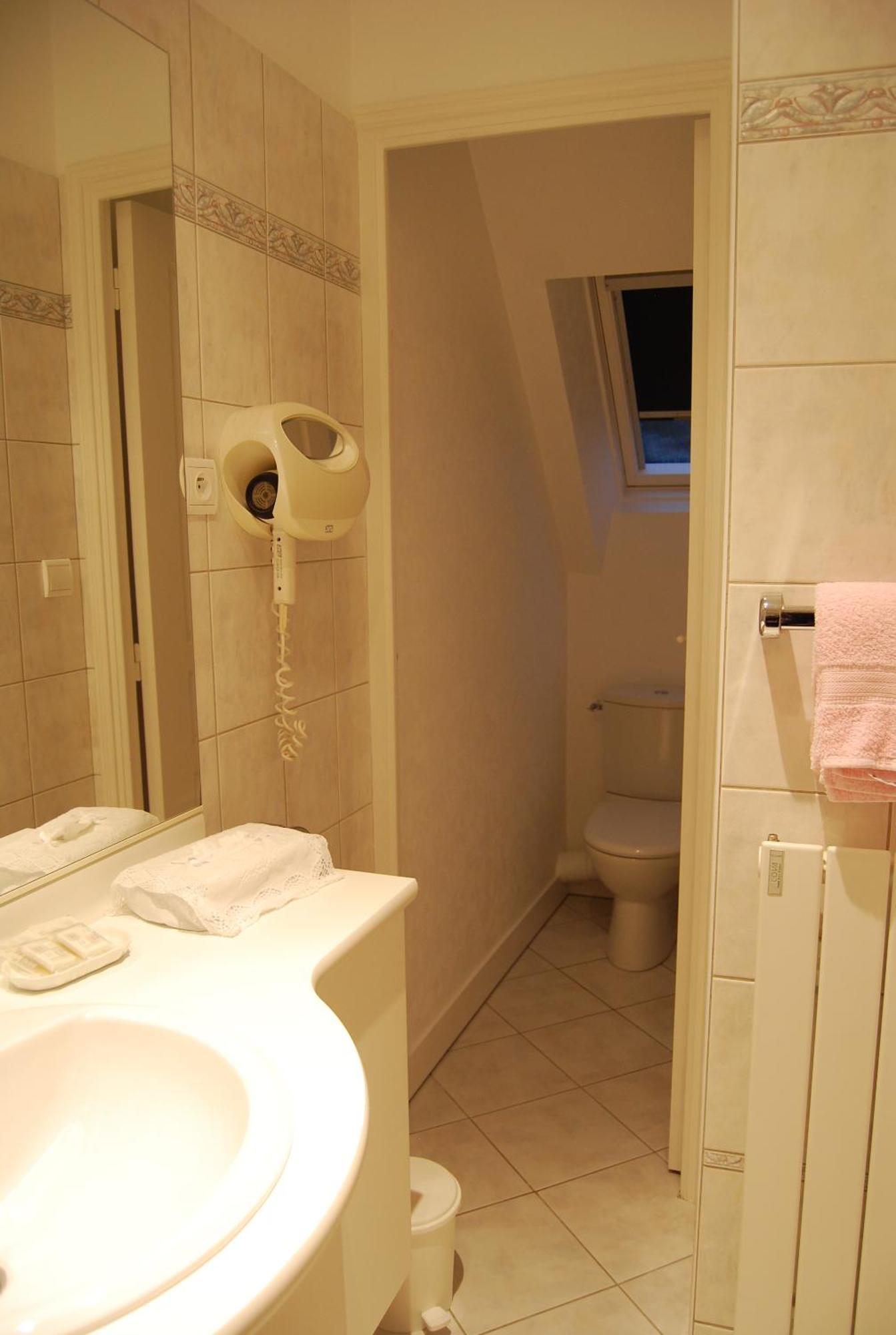 Hostellerie De La Motte Jean Сен-Кулом Екстериор снимка