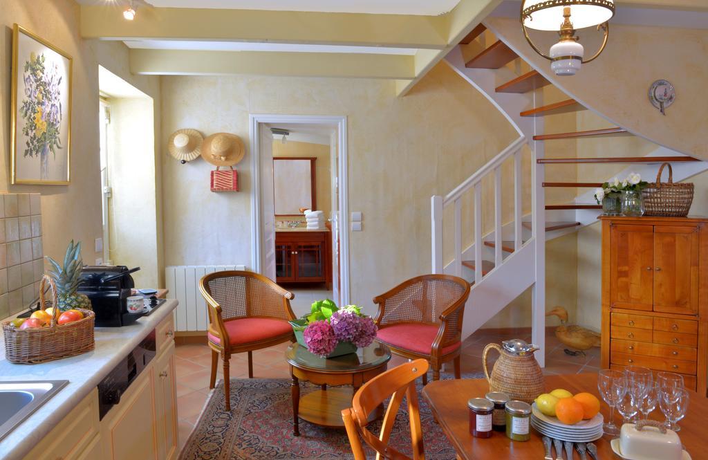 Hostellerie De La Motte Jean Сен-Кулом Екстериор снимка