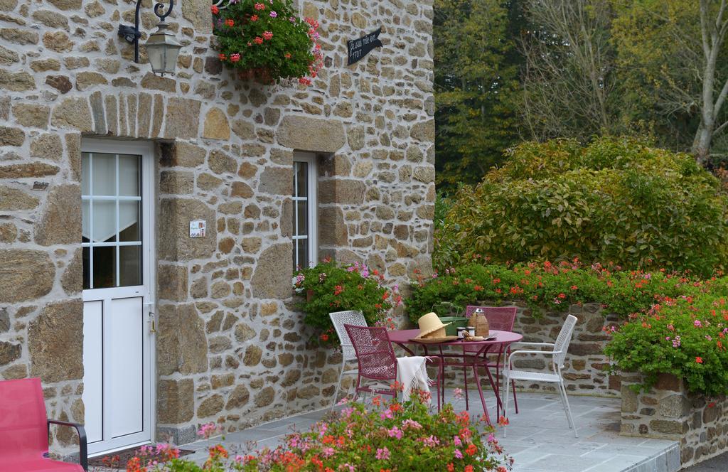 Hostellerie De La Motte Jean Сен-Кулом Екстериор снимка